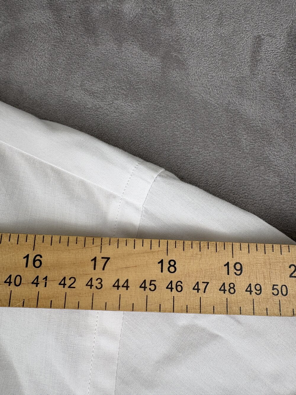 Giorgio Armani Men's White Dress Shirt - Neck 16.5 - Picture 8 of 10